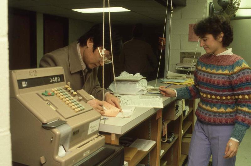Phyllis Bulletin Room Early 1984.jpg